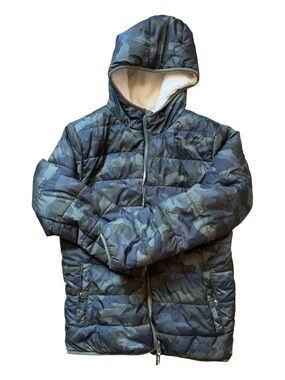 Cat & Jack Boys' Camo Puffer Jacket with Sherpa Lined Hood, Size XL (16).